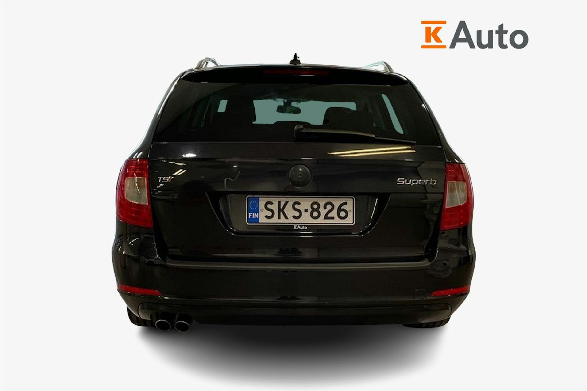 musta Skoda Superb 2013 kuva 3.