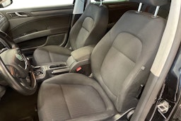 musta Skoda Superb 2013 kuva 10.