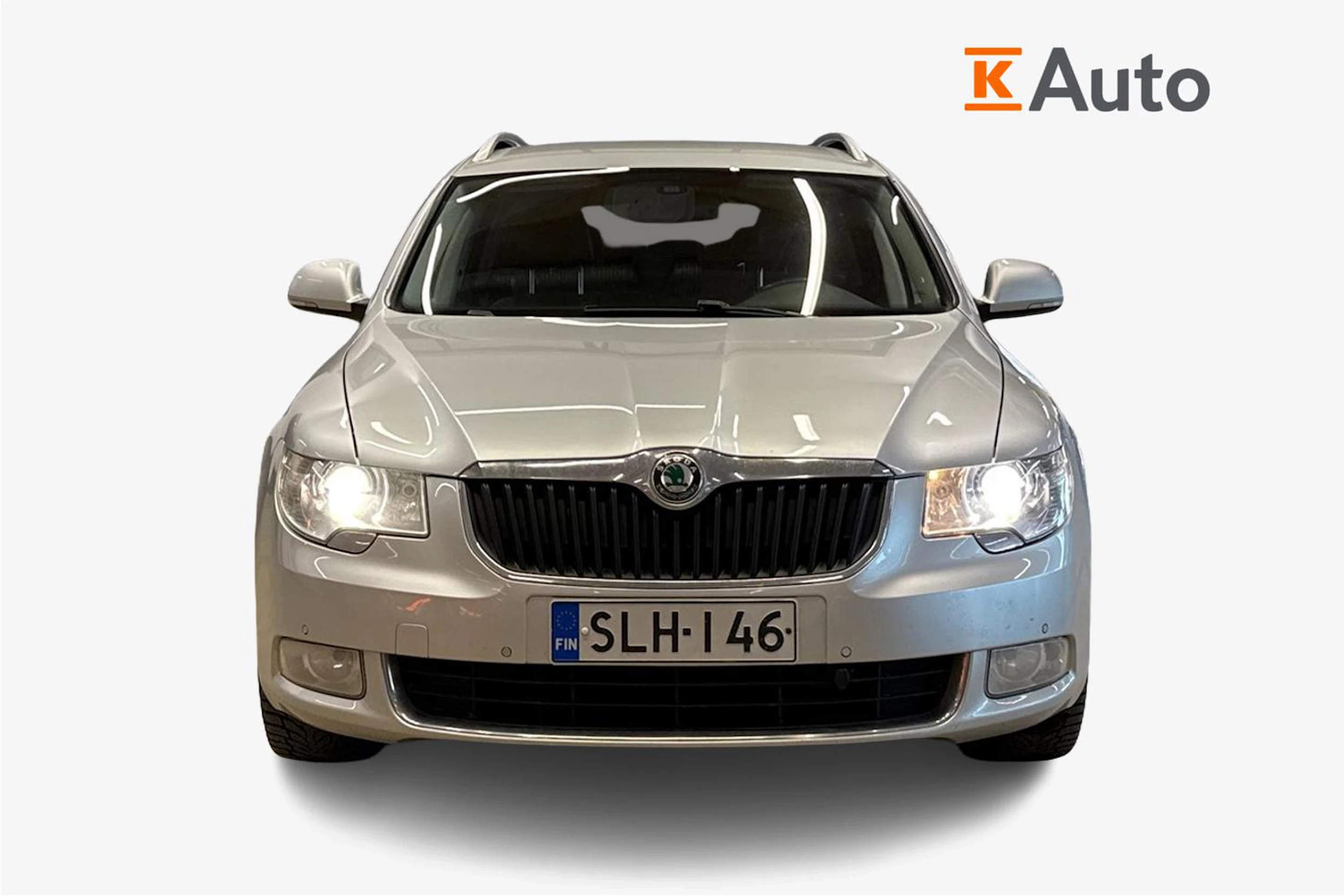 hopea Skoda Superb 2013 kuva 4.
