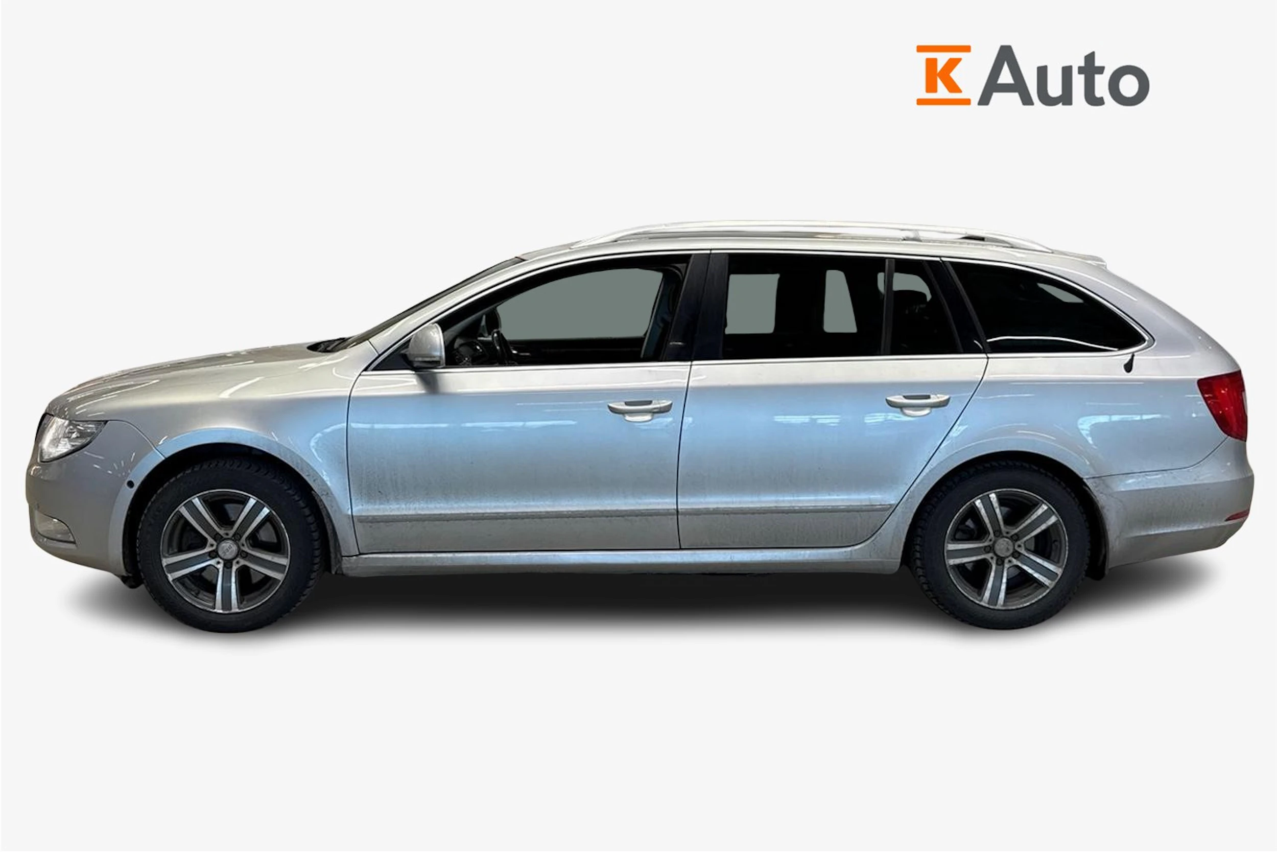 hopea Skoda Superb 2013 kuva 5.