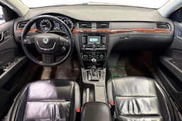 hopea Skoda Superb 2013 kuva 7.