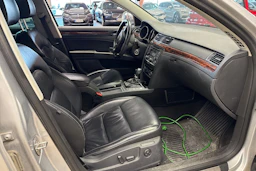 hopea Skoda Superb 2013 kuva 13.