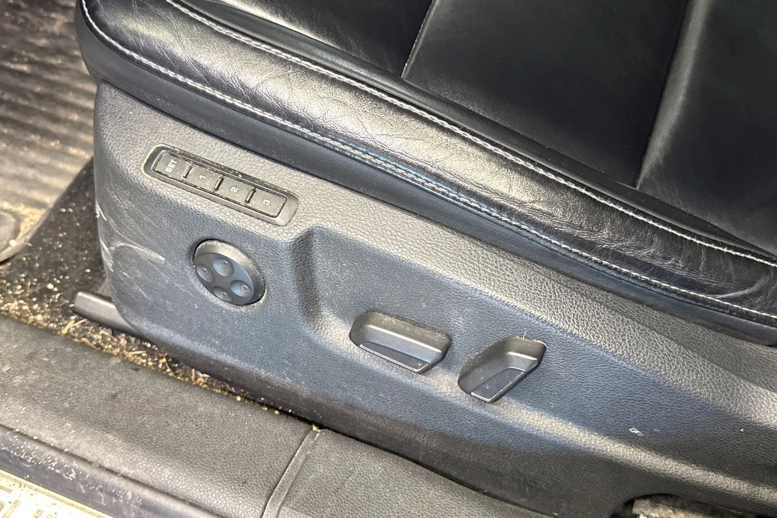 hopea Skoda Superb 2013 kuva 16.