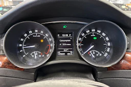 hopea Skoda Superb 2013 kuva 18.