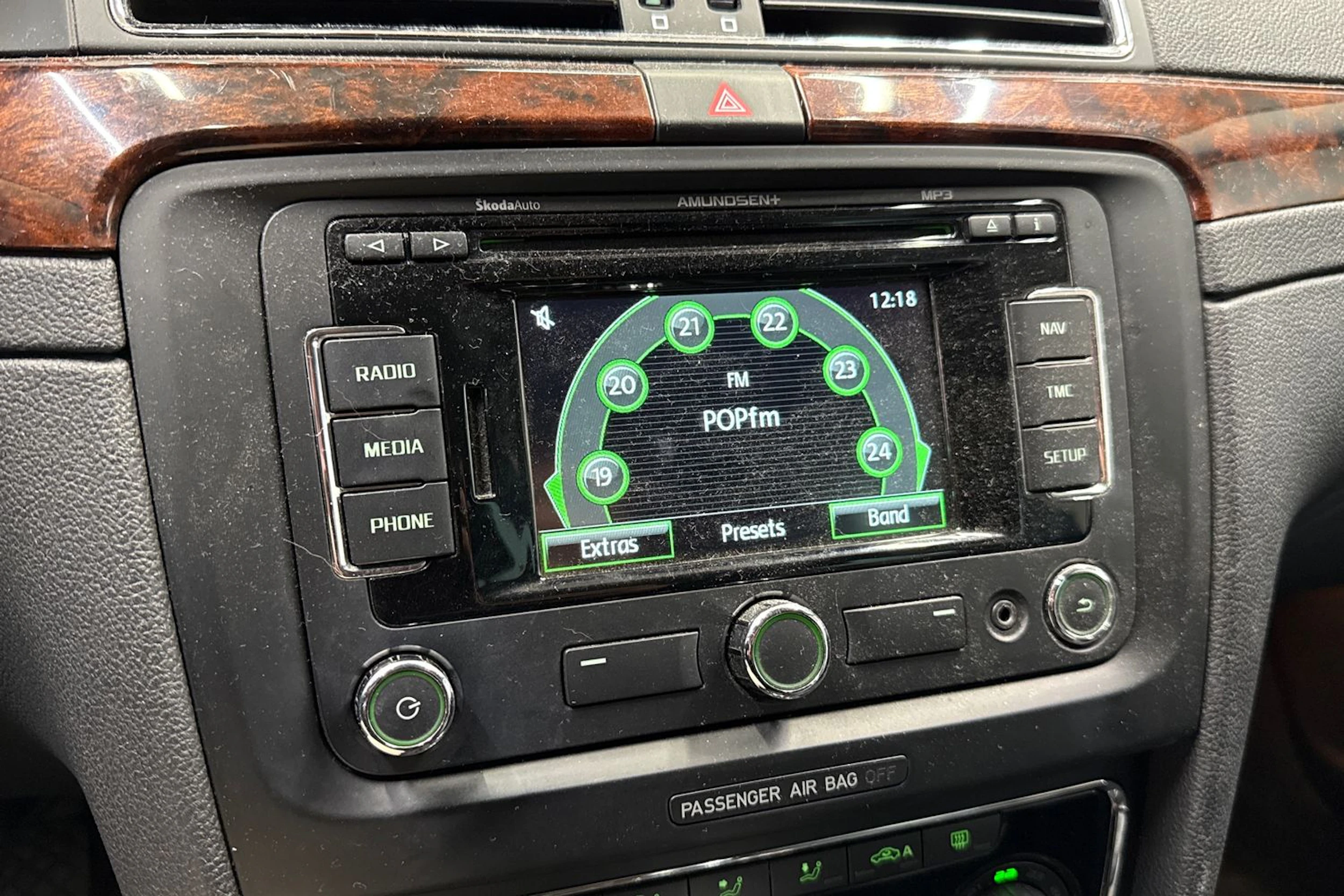 hopea Skoda Superb 2013 kuva 19.