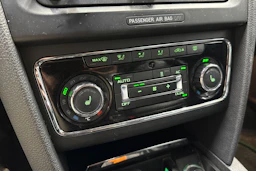 hopea Skoda Superb 2013 kuva 20.