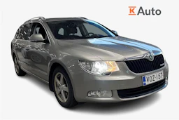 ruskea (beige) Skoda Superb 2013 kuva 1.