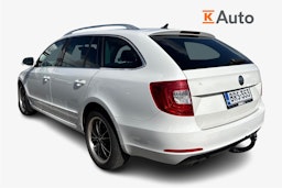 Valkoinen Skoda Superb 2014 kuva 2.