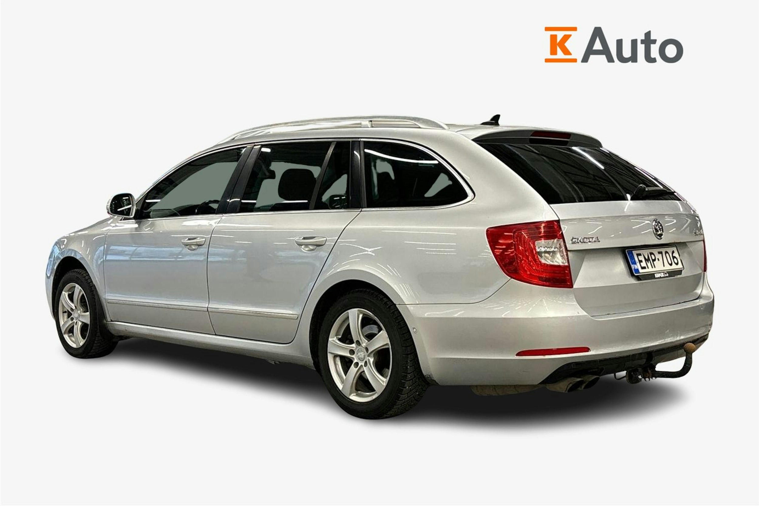 hopea Skoda Superb 2014 kuva 2.