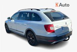 valkoinen Skoda Superb 2014 kuva 2.