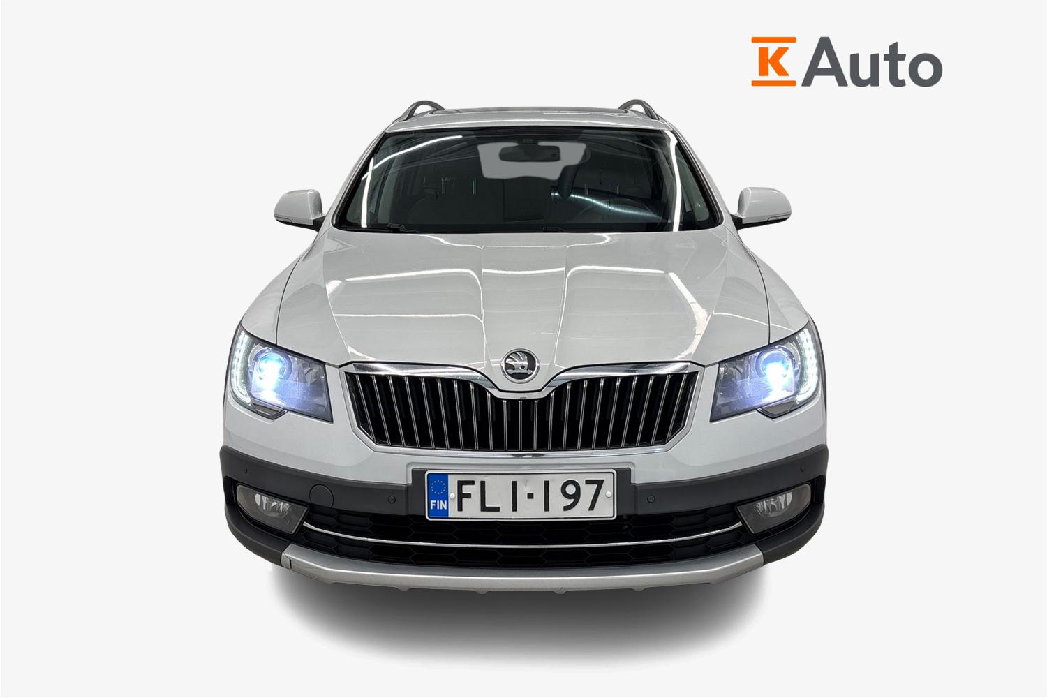 Skoda Superb 2014, kuva 4/42