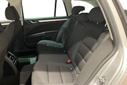 Hopea Skoda Superb 2014 kuva 10.