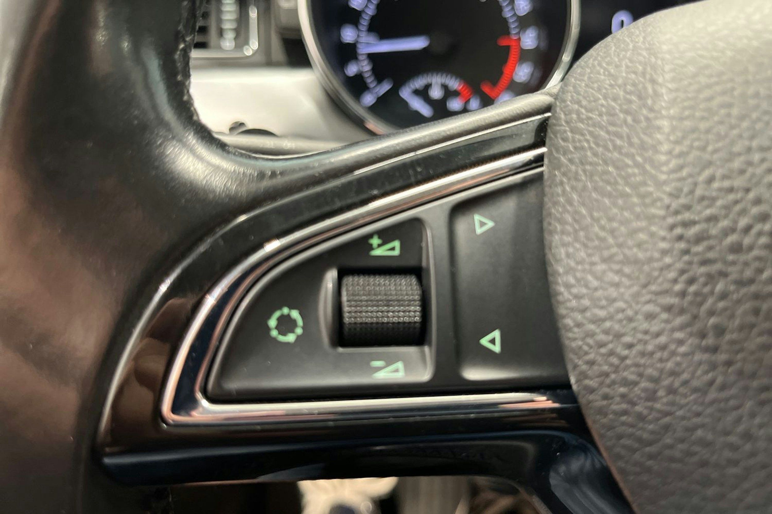 Hopea Skoda Superb 2014 kuva 15.