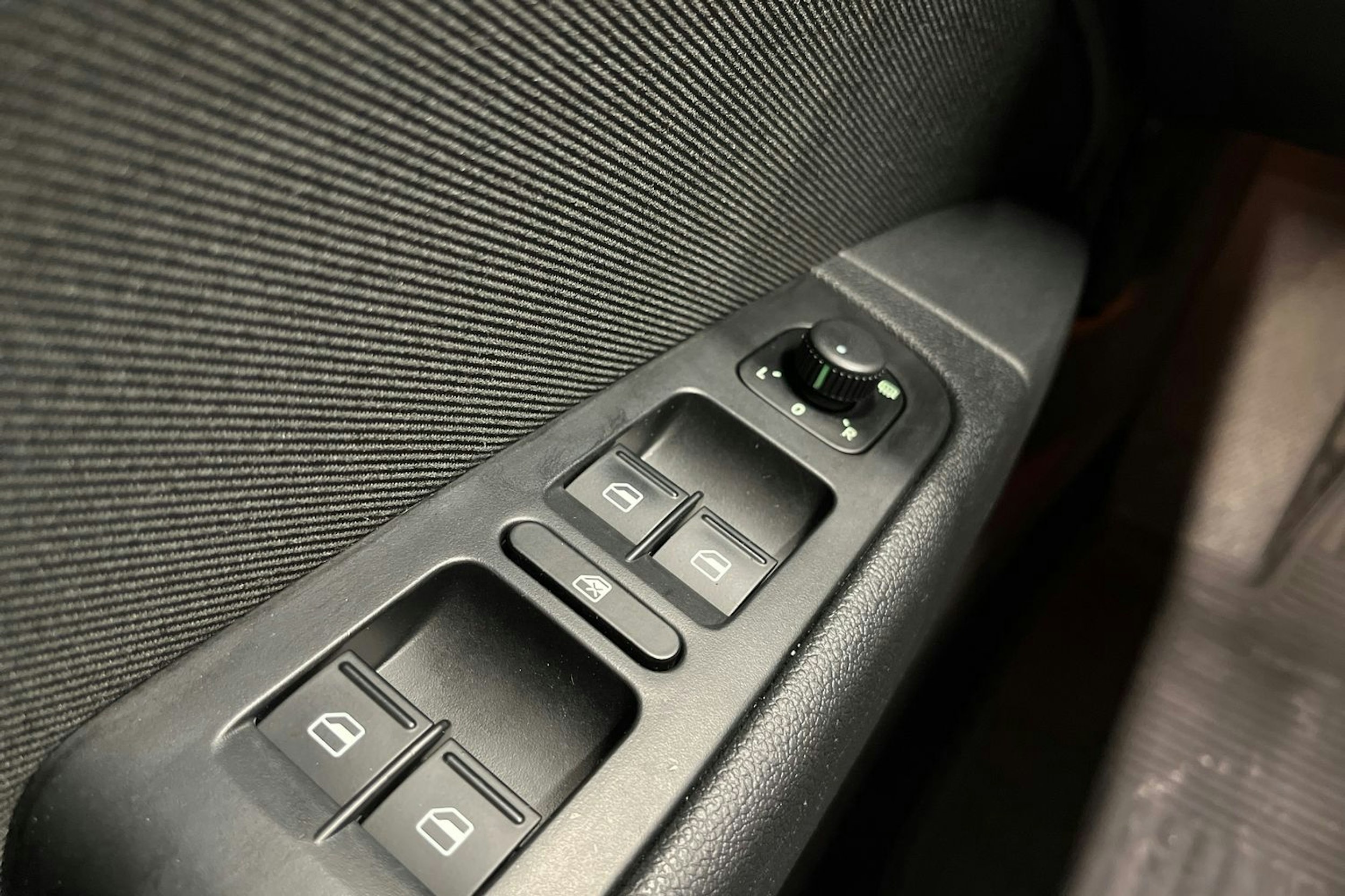 Hopea Skoda Superb 2014 kuva 19.
