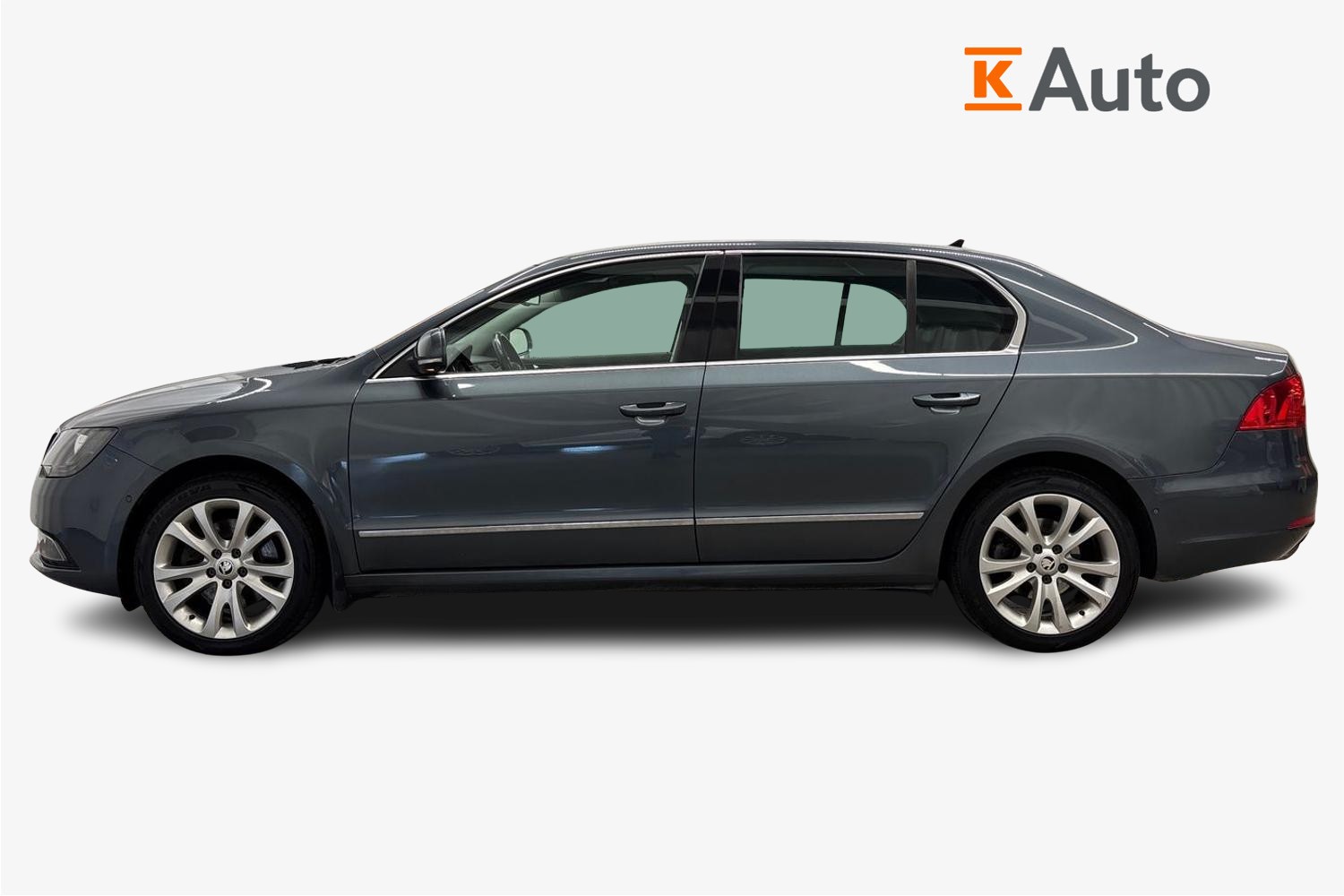Skoda Superb 2014, kuva 5/24