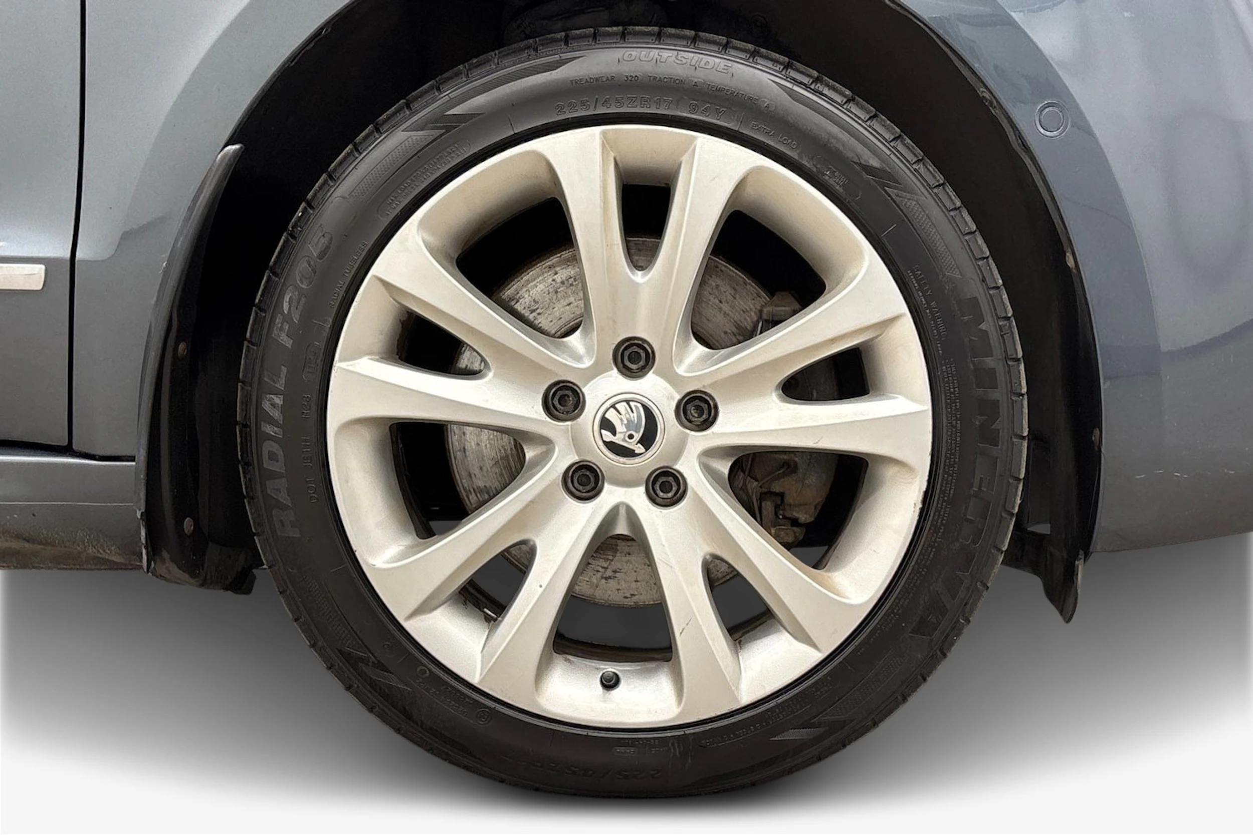 hopea Skoda Superb 2014 kuva 12.