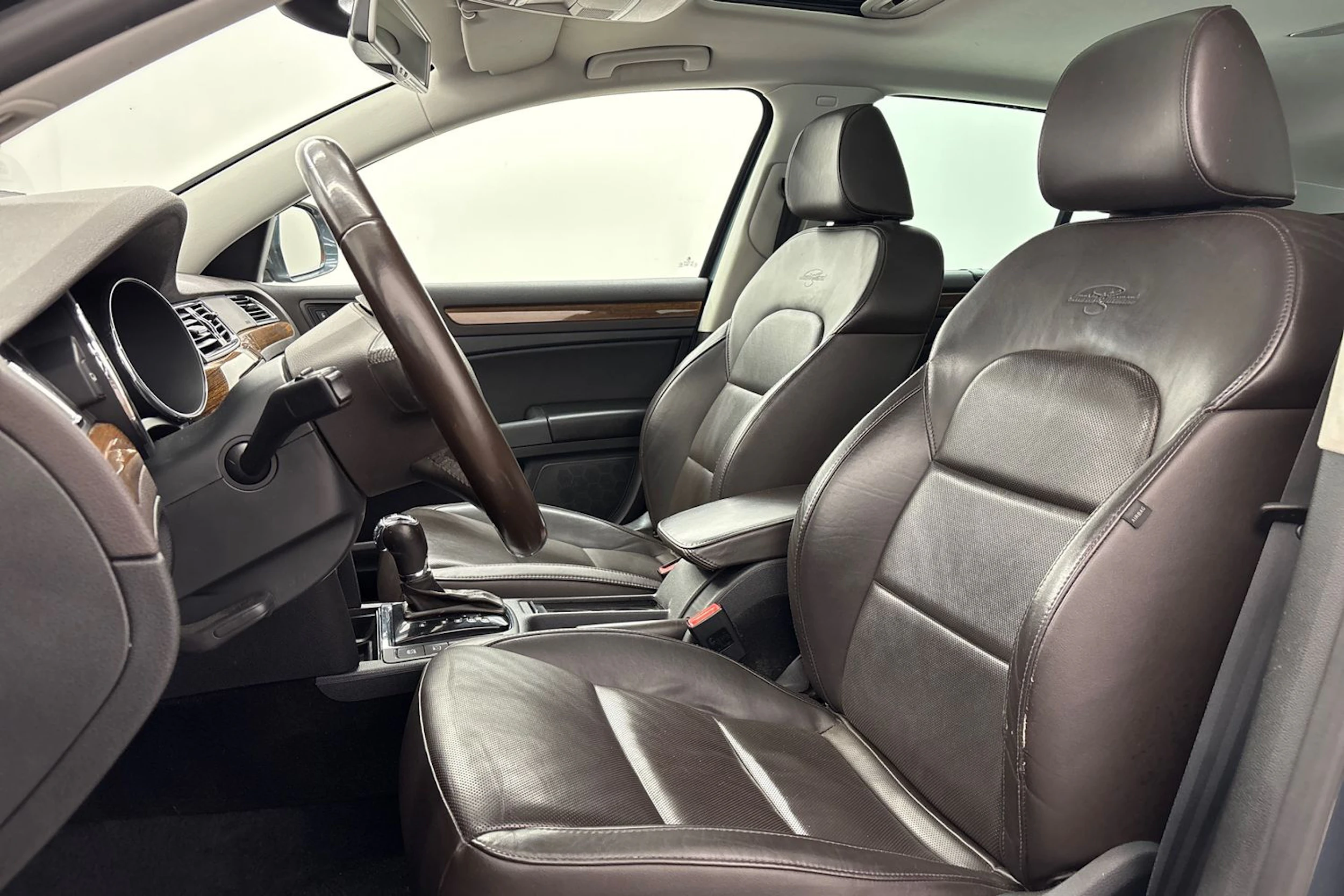 hopea Skoda Superb 2014 kuva 15.