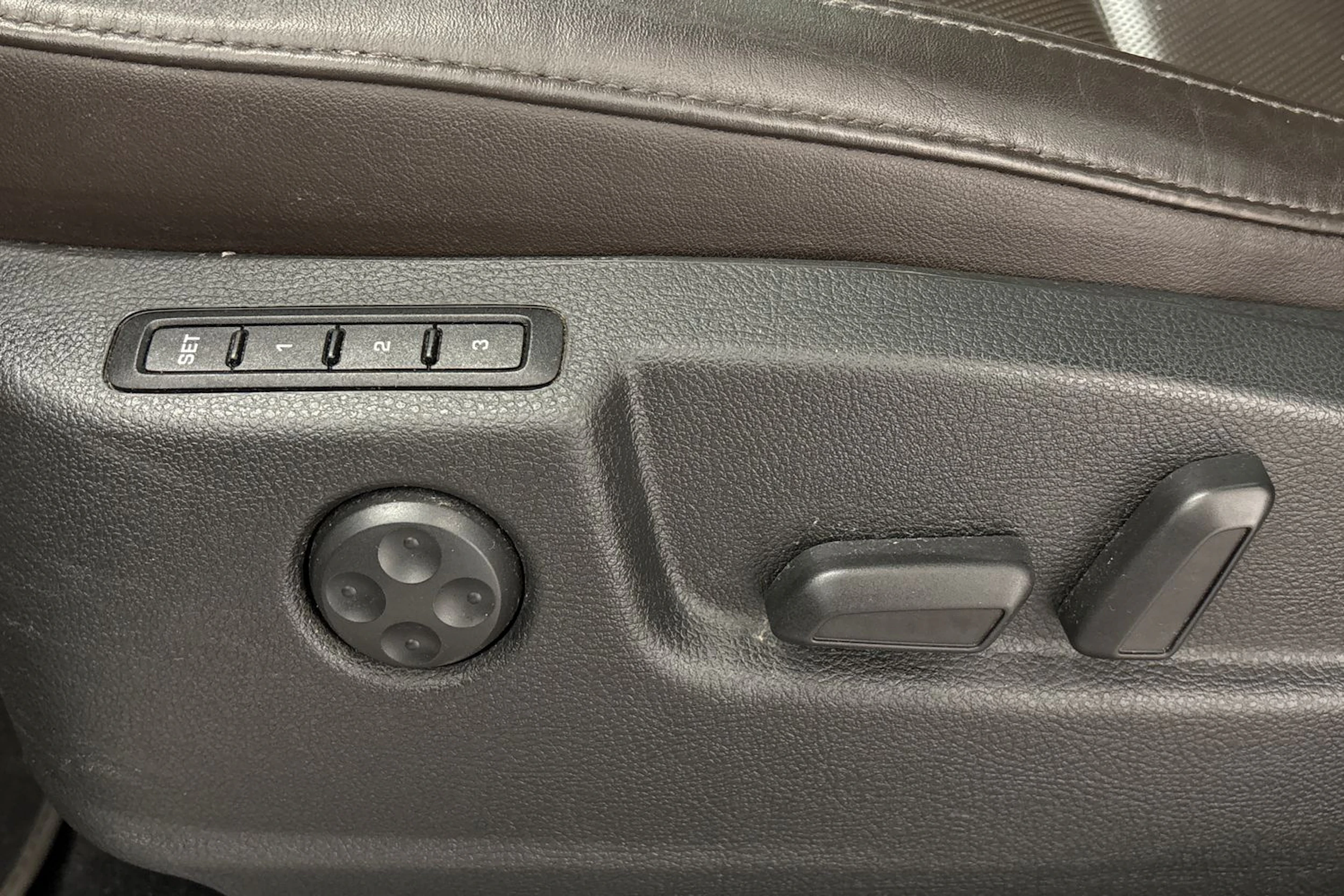 hopea Skoda Superb 2014 kuva 16.