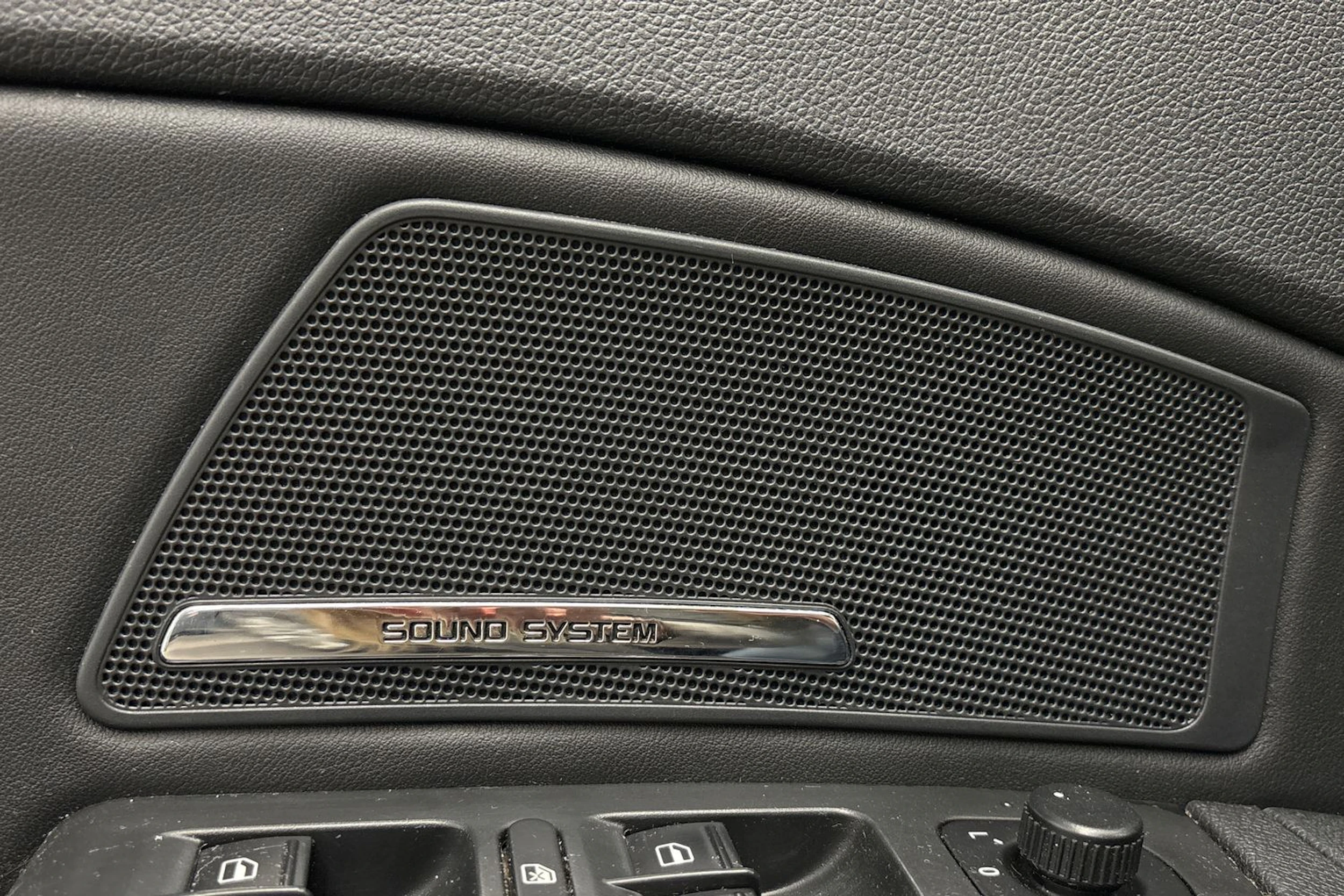 hopea Skoda Superb 2014 kuva 18.