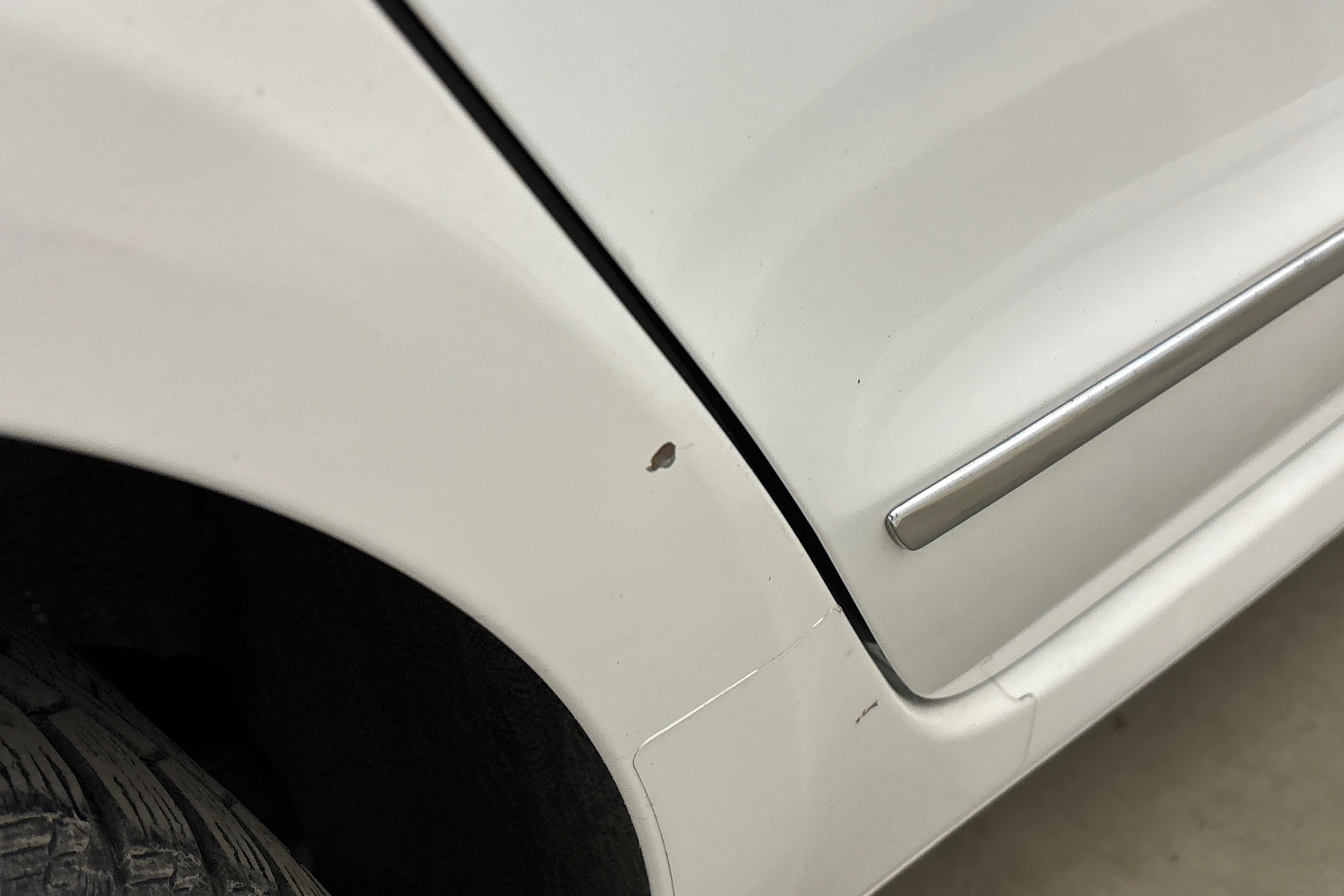 valkoinen Skoda Superb 2015 kuva 37.