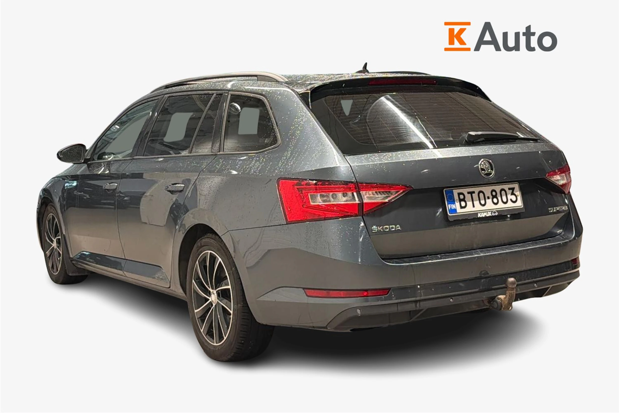 harmaa Skoda Superb 2015 kuva 2.