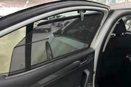 Valkoinen Skoda Superb 2015 kuva 16.