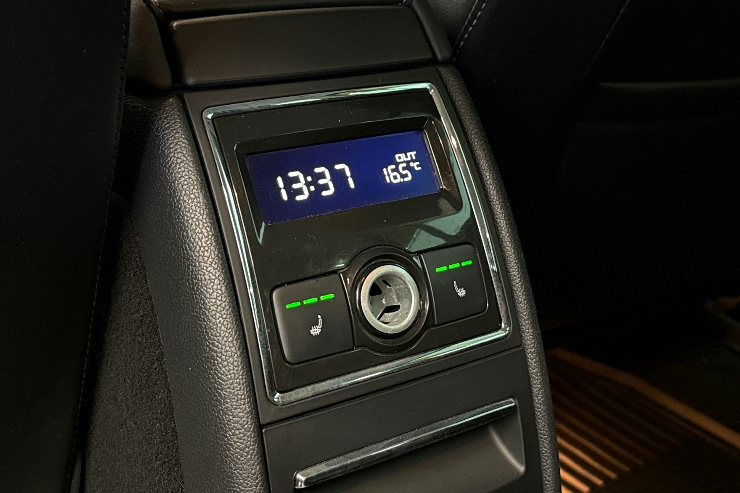 hopea Skoda Superb 2015 kuva 22.
