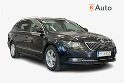 Musta Skoda Superb 2015 kuva 1.