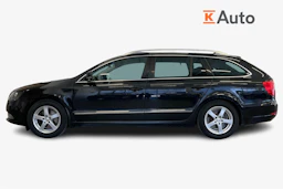 Musta Skoda Superb 2015 kuva 5.