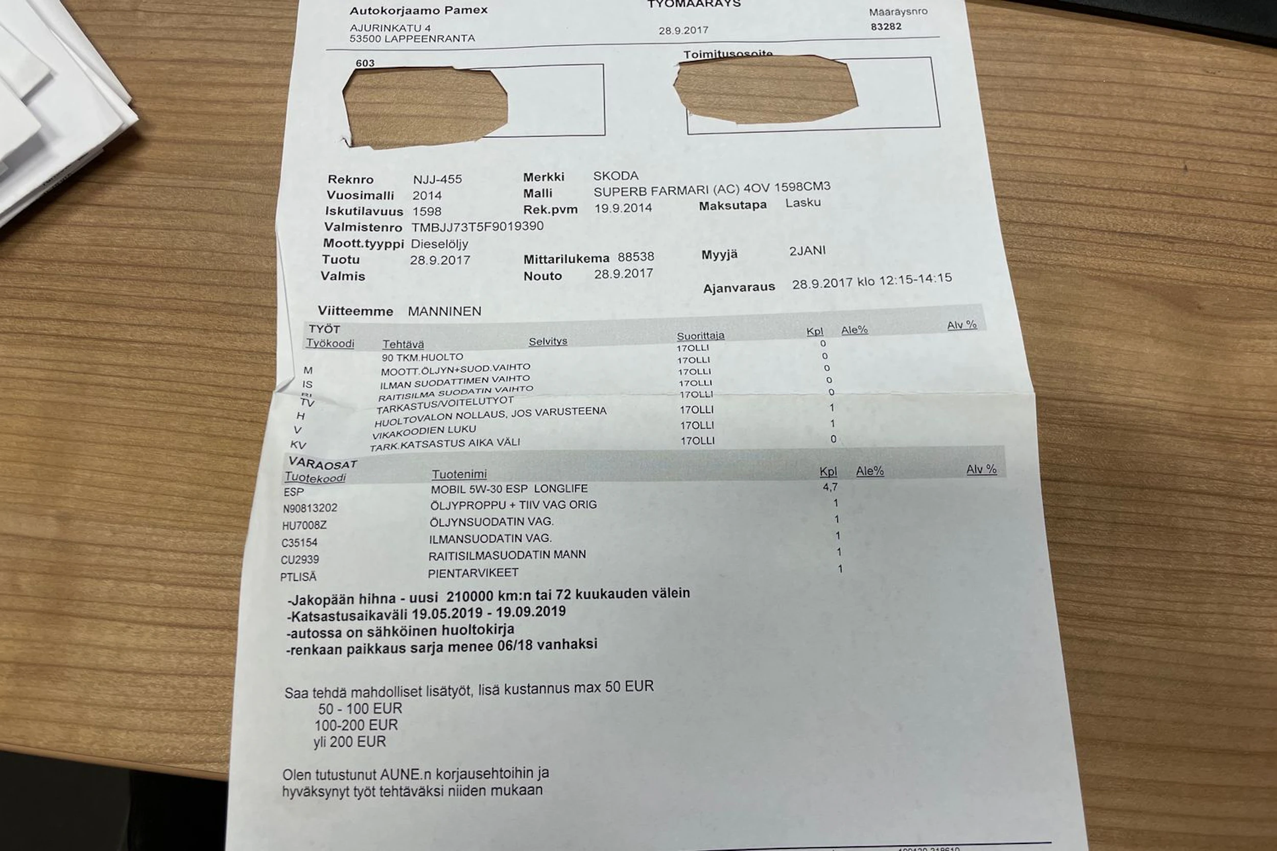 Musta Skoda Superb 2015 kuva 19.