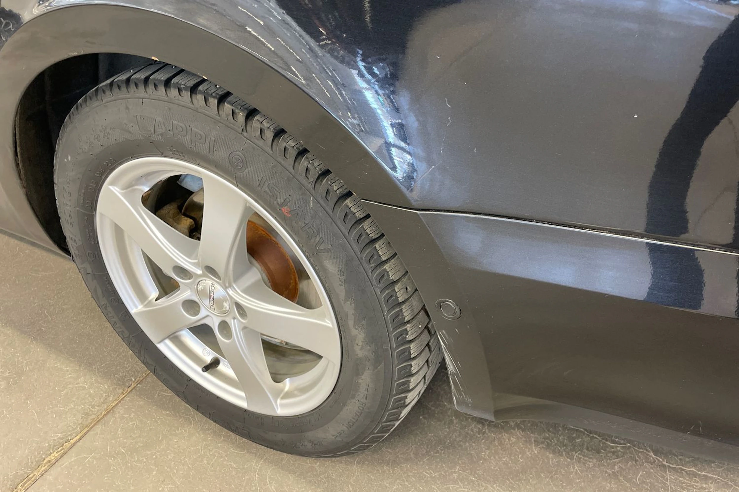 Musta Skoda Superb 2015 kuva 38.