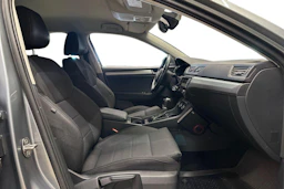 harmaa Skoda Superb 2015 kuva 9.