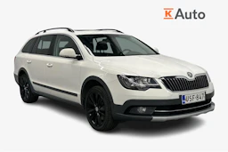 valkoinen Skoda Superb 2015 kuva 1.