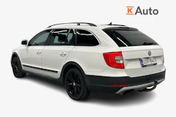 valkoinen Skoda Superb 2015 kuva 2.