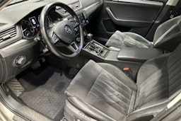 ruskea (beige) Skoda Superb 2016 kuva 6.