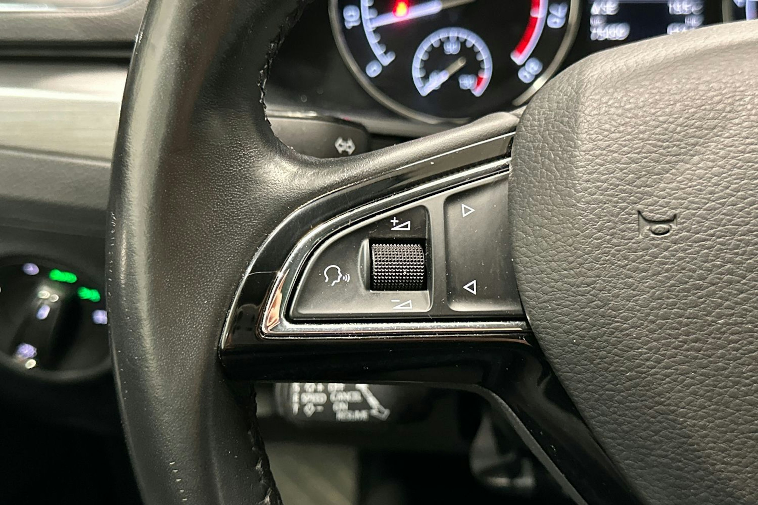 ruskea (beige) Skoda Superb 2016 kuva 15.