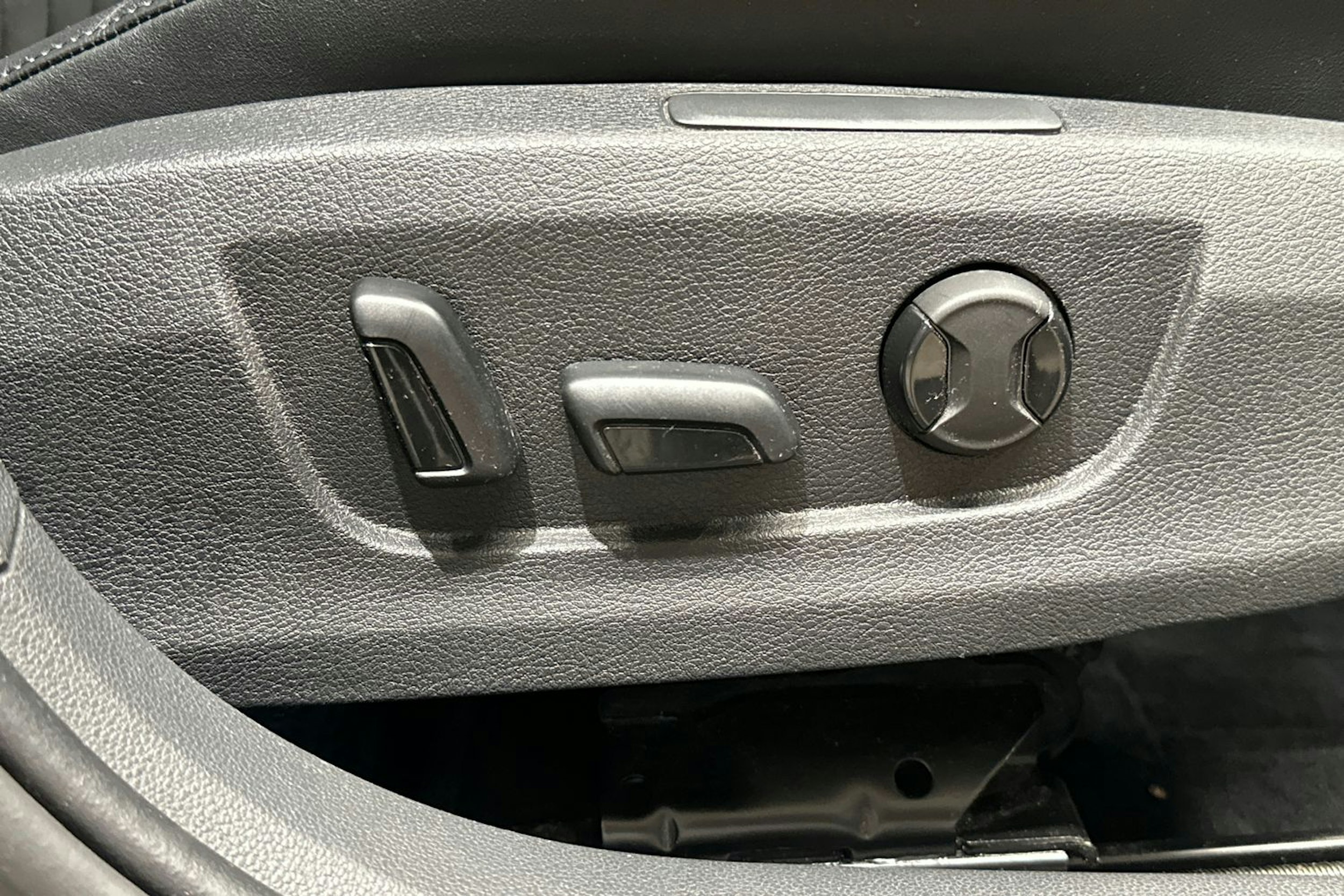 ruskea (beige) Skoda Superb 2016 kuva 28.