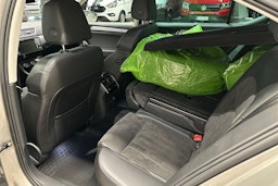 ruskea (beige) Skoda Superb 2016 kuva 30.
