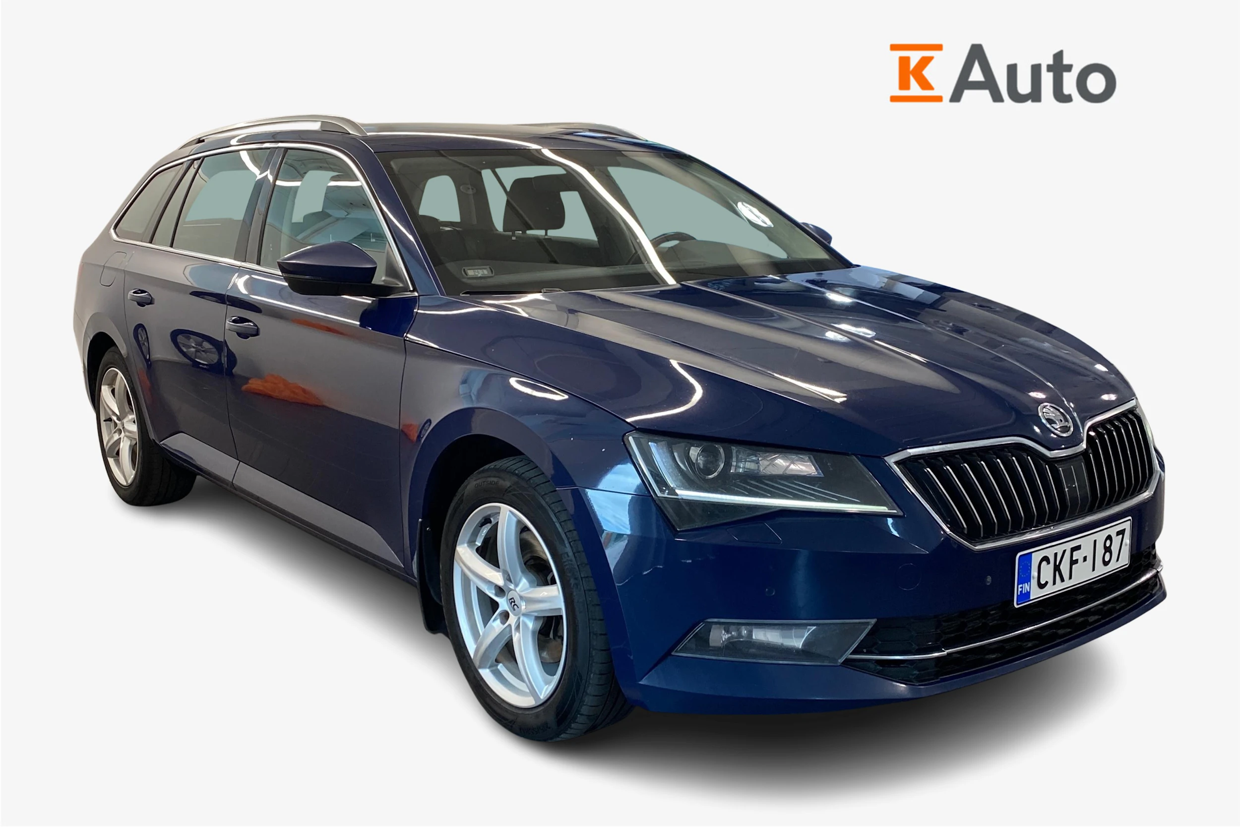 sininen Skoda Superb 2016 kuva 1.