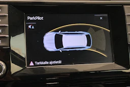 sininen Skoda Superb 2016 kuva 18.