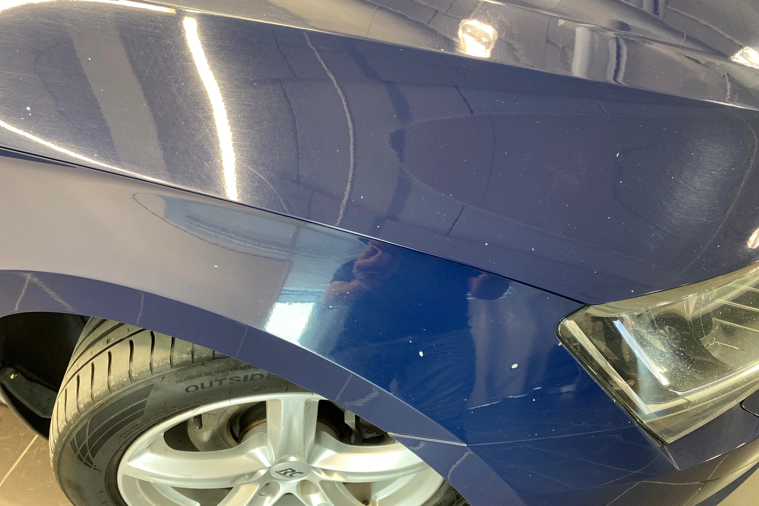 sininen Skoda Superb 2016 kuva 35.