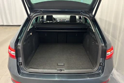 harmaa Skoda Superb 2016 kuva 16.