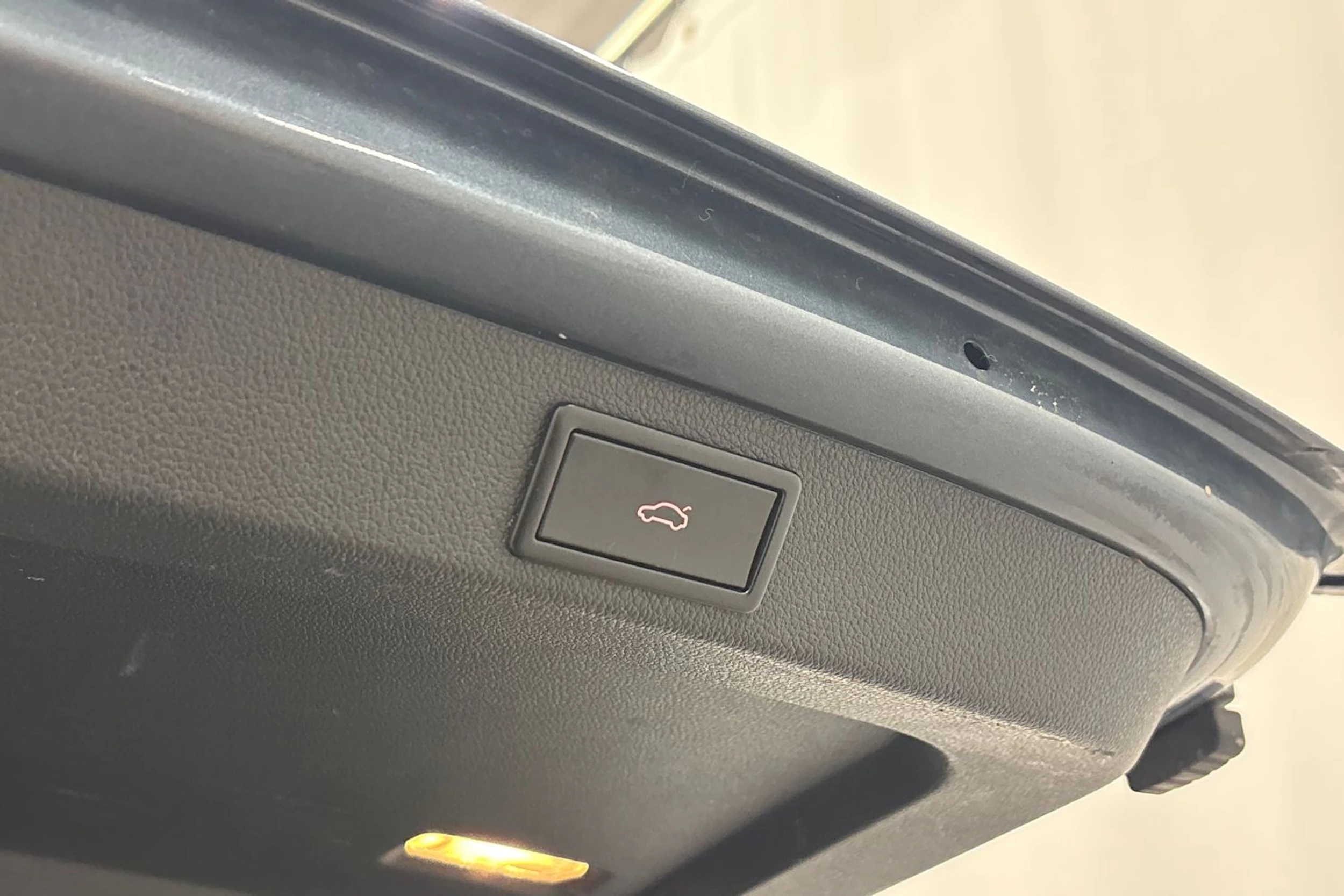 harmaa Skoda Superb 2016 kuva 18.