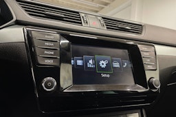 harmaa Skoda Superb 2016 kuva 18.