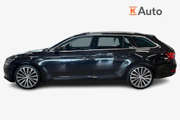 musta Skoda Superb 2016 kuva 7.
