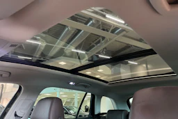 musta Skoda Superb 2016 kuva 18.