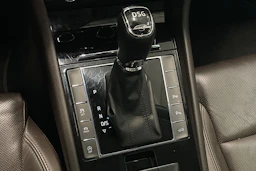 musta Skoda Superb 2016 kuva 36.