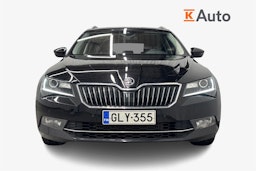 musta Skoda Superb 2016 kuva 5.