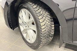 musta Skoda Superb 2016 kuva 13.