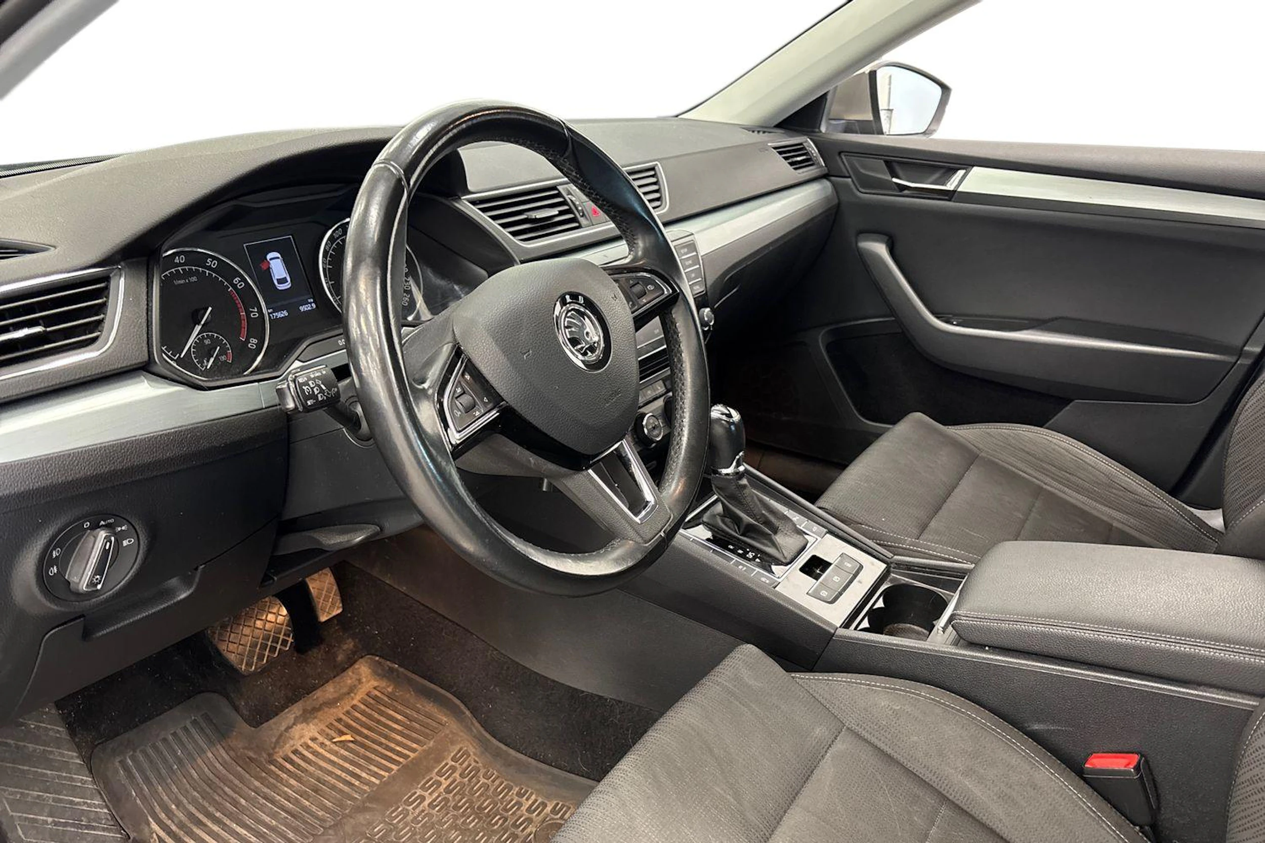 ruskea (beige) Skoda Superb 2016 kuva 3.